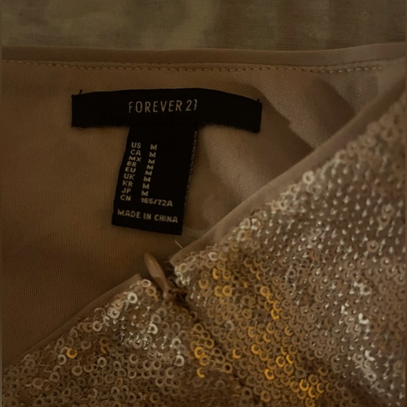 Glam and glits skirt - Picture 4 of 4